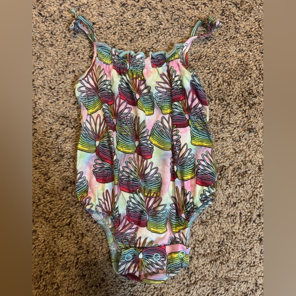 Posh Peanut Totally Nineties Slinky Baby Romper 3-6 months